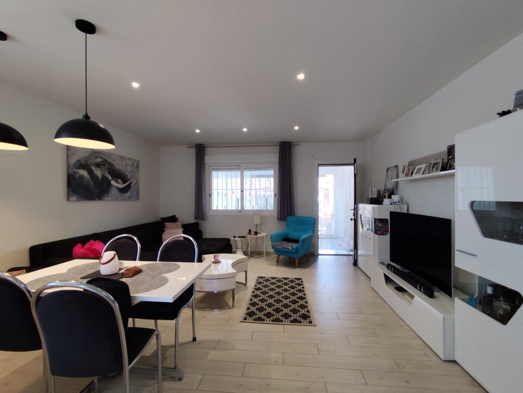 Townhouse in Torrevieja, Alicante, Spanien 4 Schlafzimmer, 189 m2 Nr. 196172