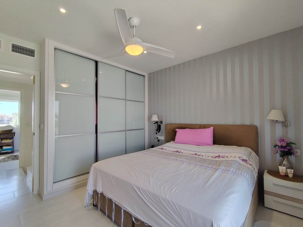 Townhouse in Torrevieja, Alicante, Spanien 4 Schlafzimmer, 189 m2 Nr. 196173