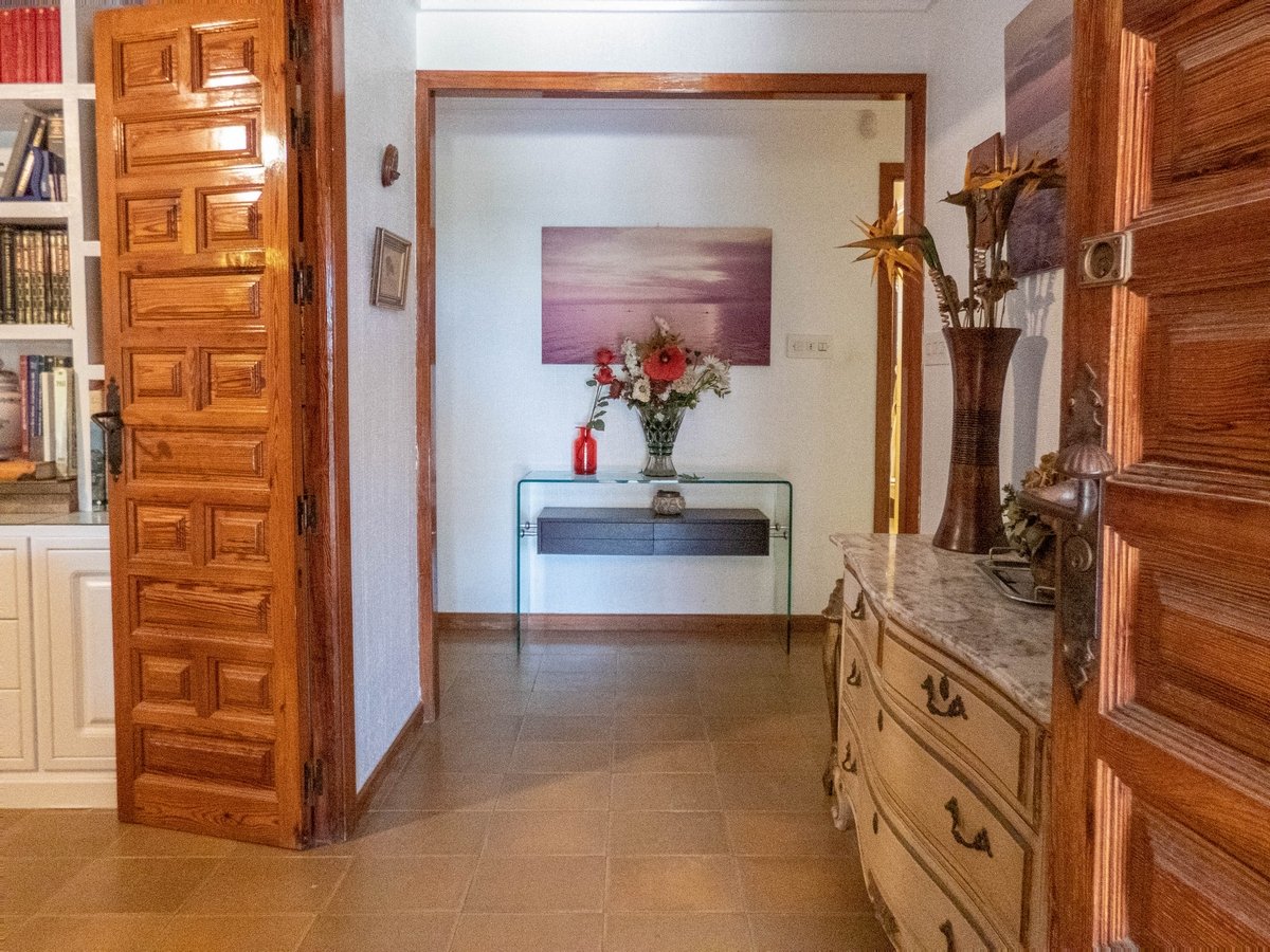Huvila Dehesa De Campoamor, Alicante, Espanja 6 makuuhuonetta, 268 m2 No. 151848