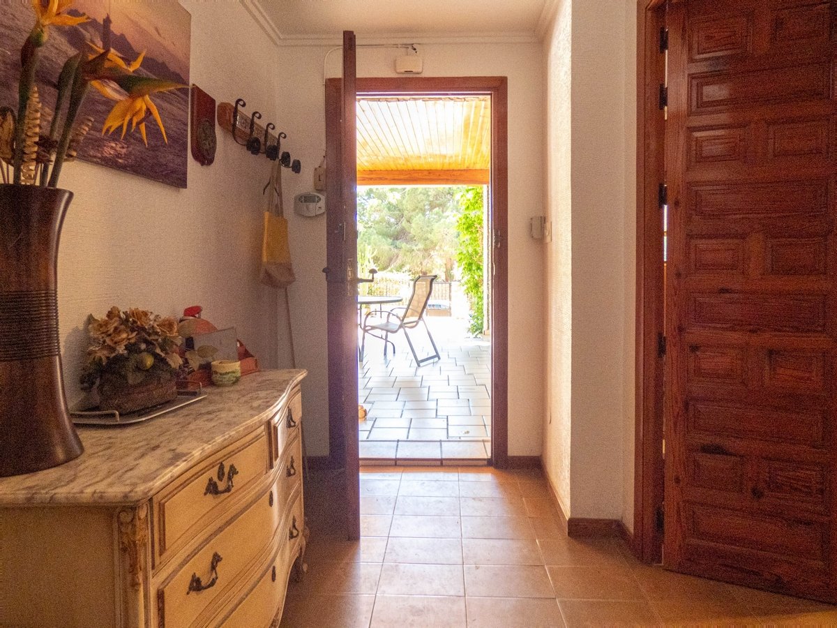 Huvila Dehesa De Campoamor, Alicante, Espanja 6 makuuhuonetta, 268 m2 No. 151848