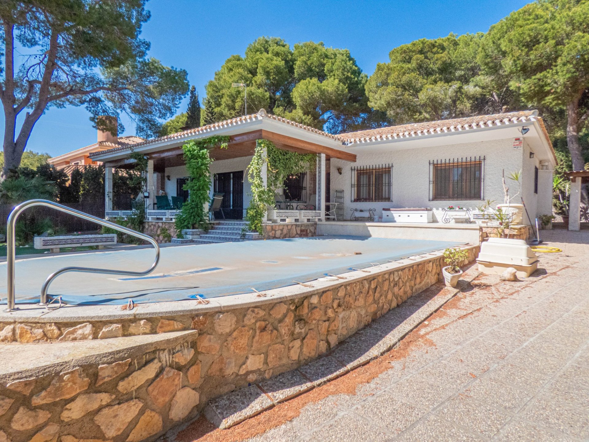 Huvila Dehesa De Campoamor, Alicante, Espanja 6 makuuhuonetta, 268 m2 No. 151848