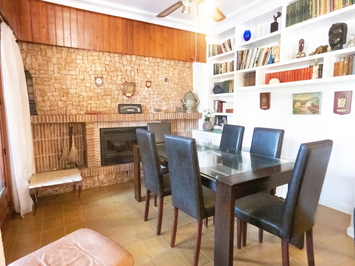 Huvila Dehesa De Campoamor, Alicante, Espanja 6 makuuhuonetta, 268 m2 No. 151848