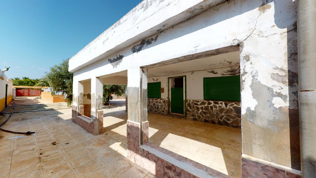 Townhouse in Albatera, Alicante, Spain 5 bedrooms, 844 sq.m. No. 151849