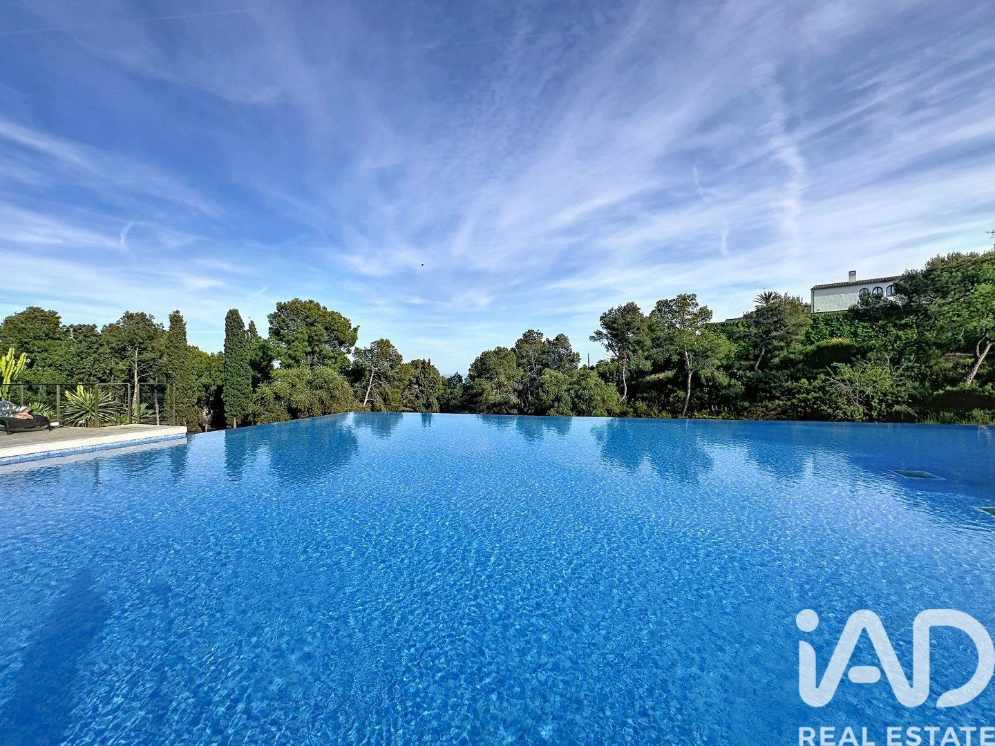 Apartment in Sant Pere de Ribes, Barcelona, Spain 4 bedrooms, 206 sq.m. No. 172232