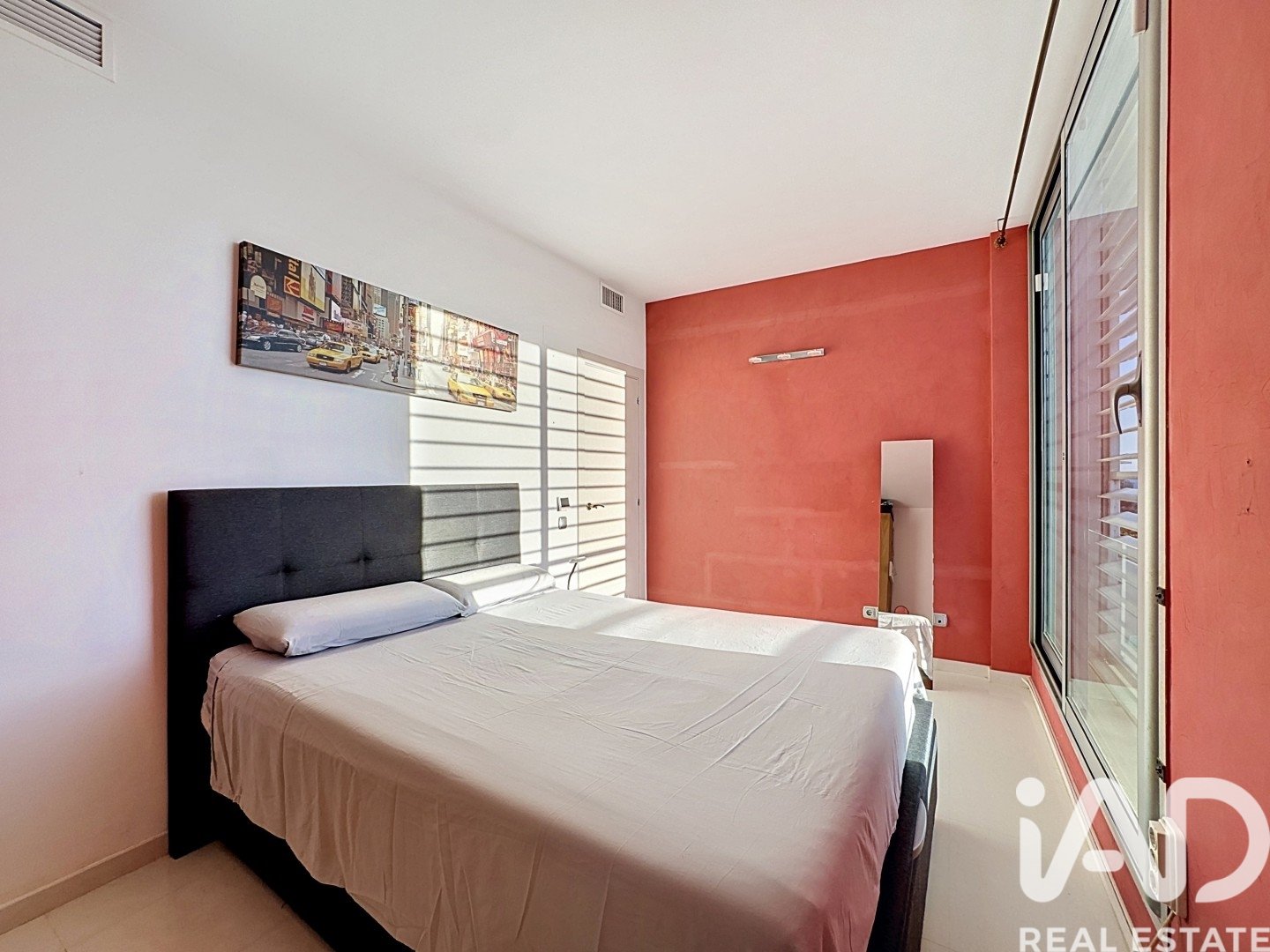 Apartment in Sant Pere de Ribes, Barcelona, Spain 4 bedrooms, 206 sq.m. No. 172232