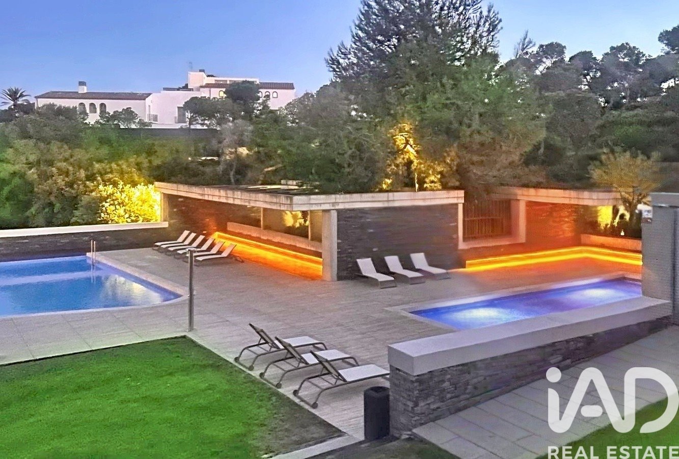 Apartment in Sant Pere de Ribes, Barcelona, Spain 4 bedrooms, 206 sq.m. No. 172232