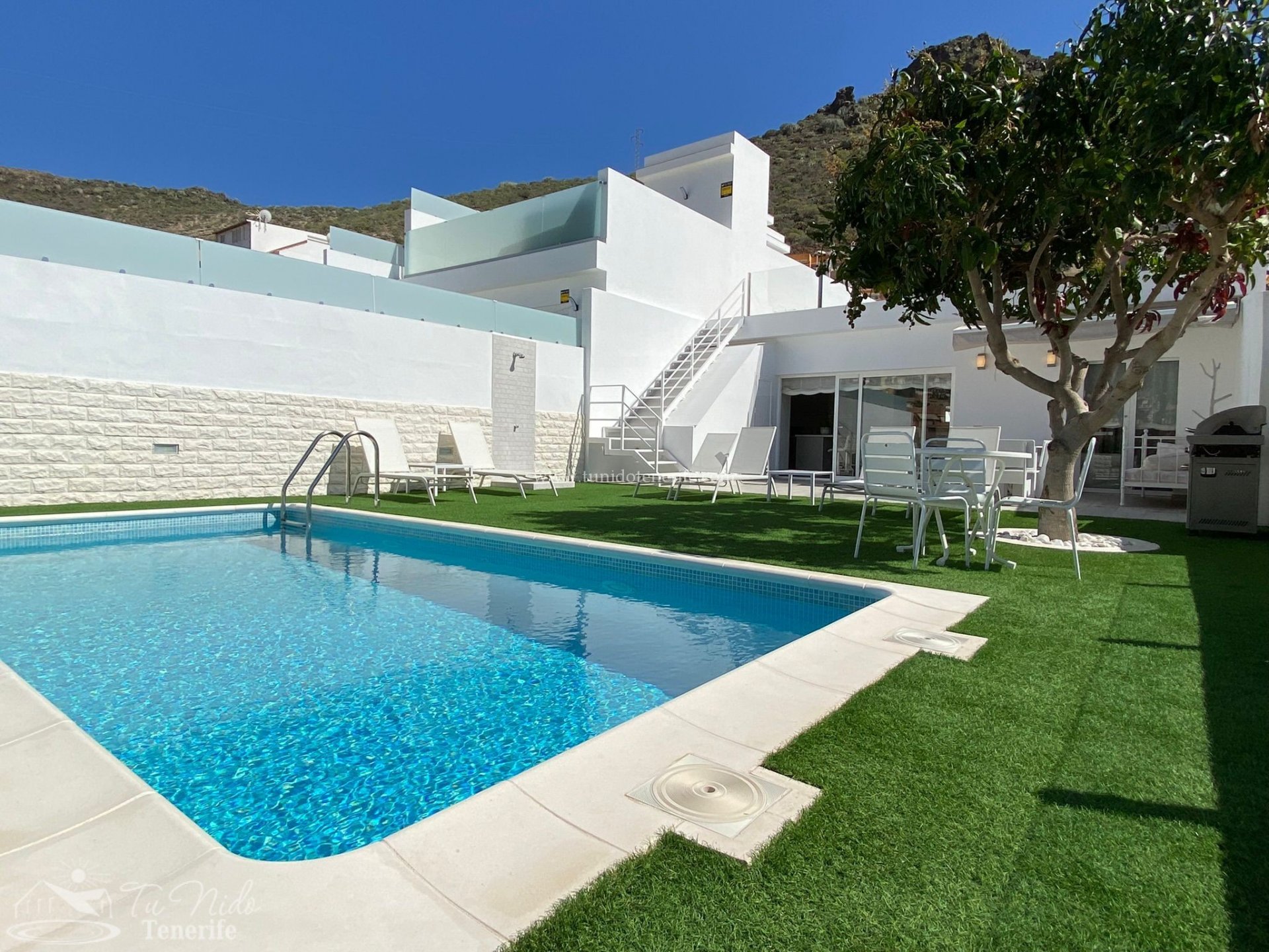 Bungalow i Torviscas, Tenerife, Spanien 2 sovrum, 60 kvm. Nr. 64917
