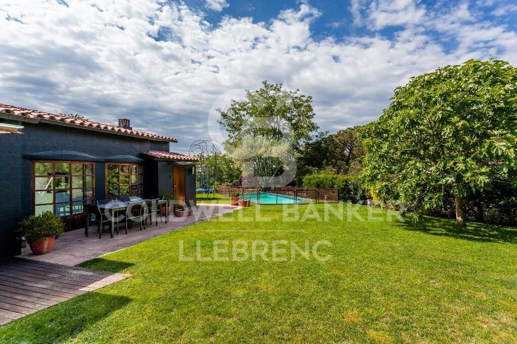 House in Barcelona, Spanien 6 Schlafzimmer,  Nr. 160434