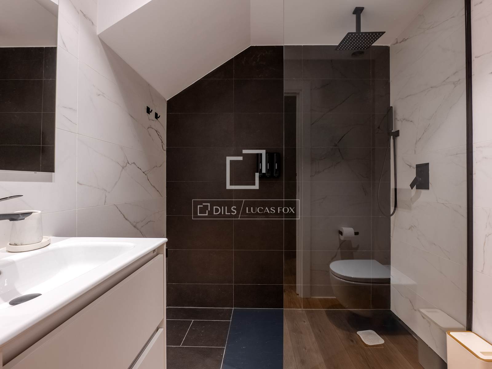 Villa Esplugues de Llobregat, Barcelona, Spānijā 3 istabas, 280 m2 Nr. 167571
