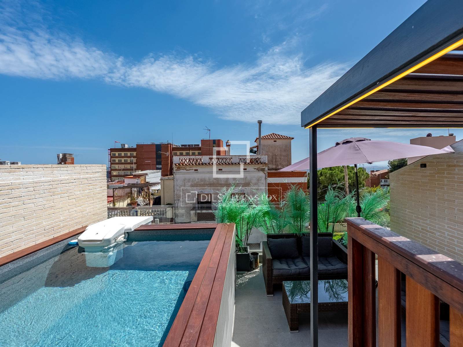 Villa Esplugues de Llobregat, Barcelona, Spānijā 3 istabas, 280 m2 Nr. 167571