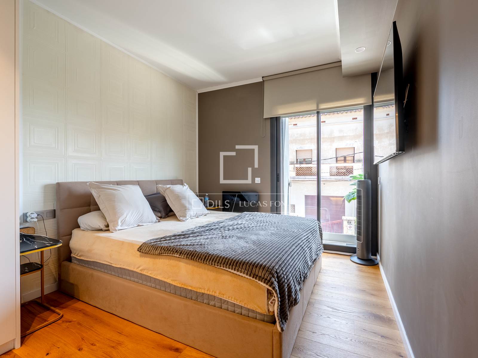 Villa Esplugues de Llobregat, Barcelona, Spānijā 3 istabas, 280 m2 Nr. 167571