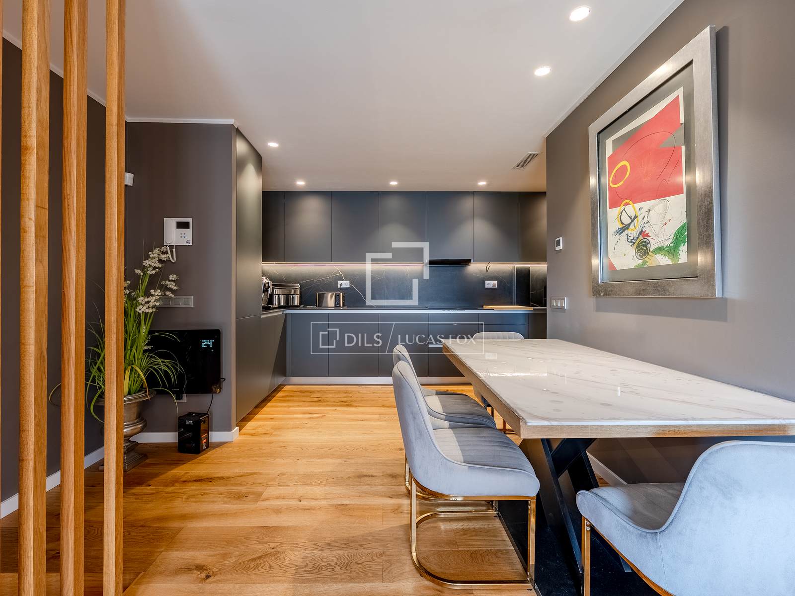 Villa Esplugues de Llobregat, Barcelona, Spānijā 3 istabas, 280 m2 Nr. 167571