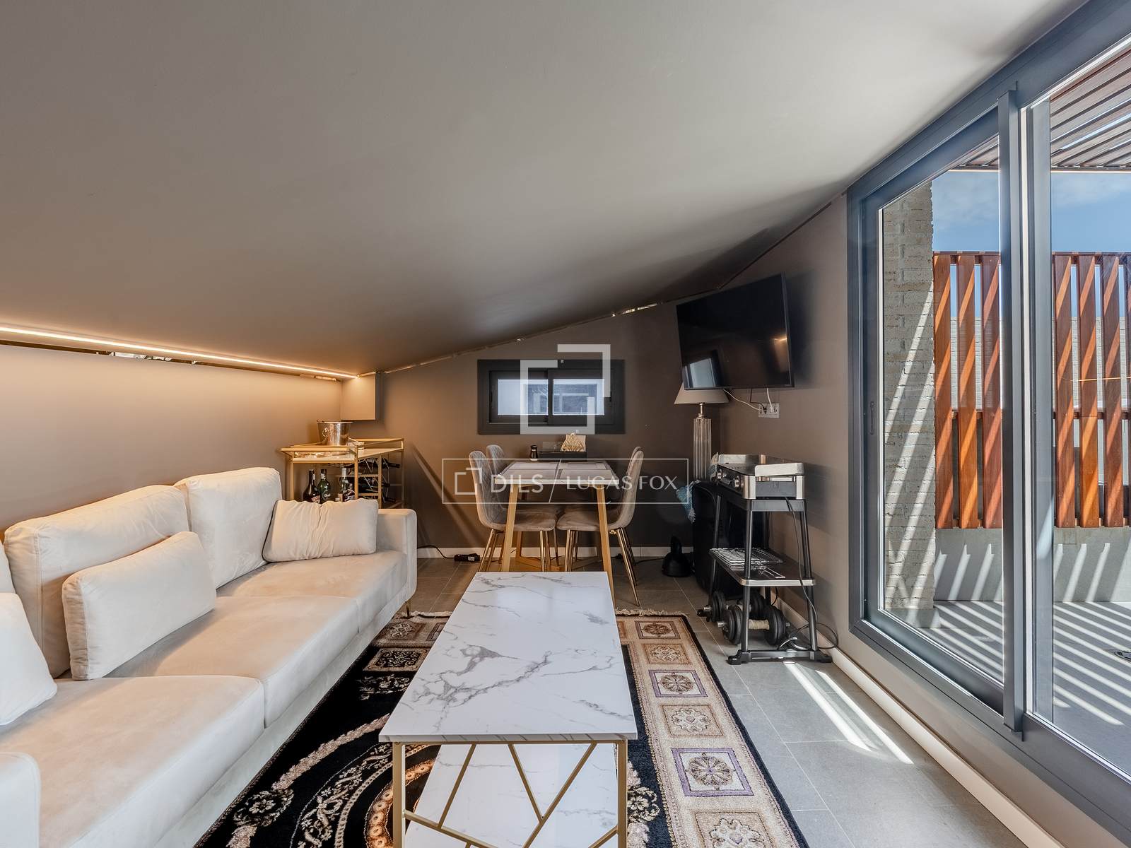Villa Esplugues de Llobregat, Barcelona, Spānijā 3 istabas, 280 m2 Nr. 167571