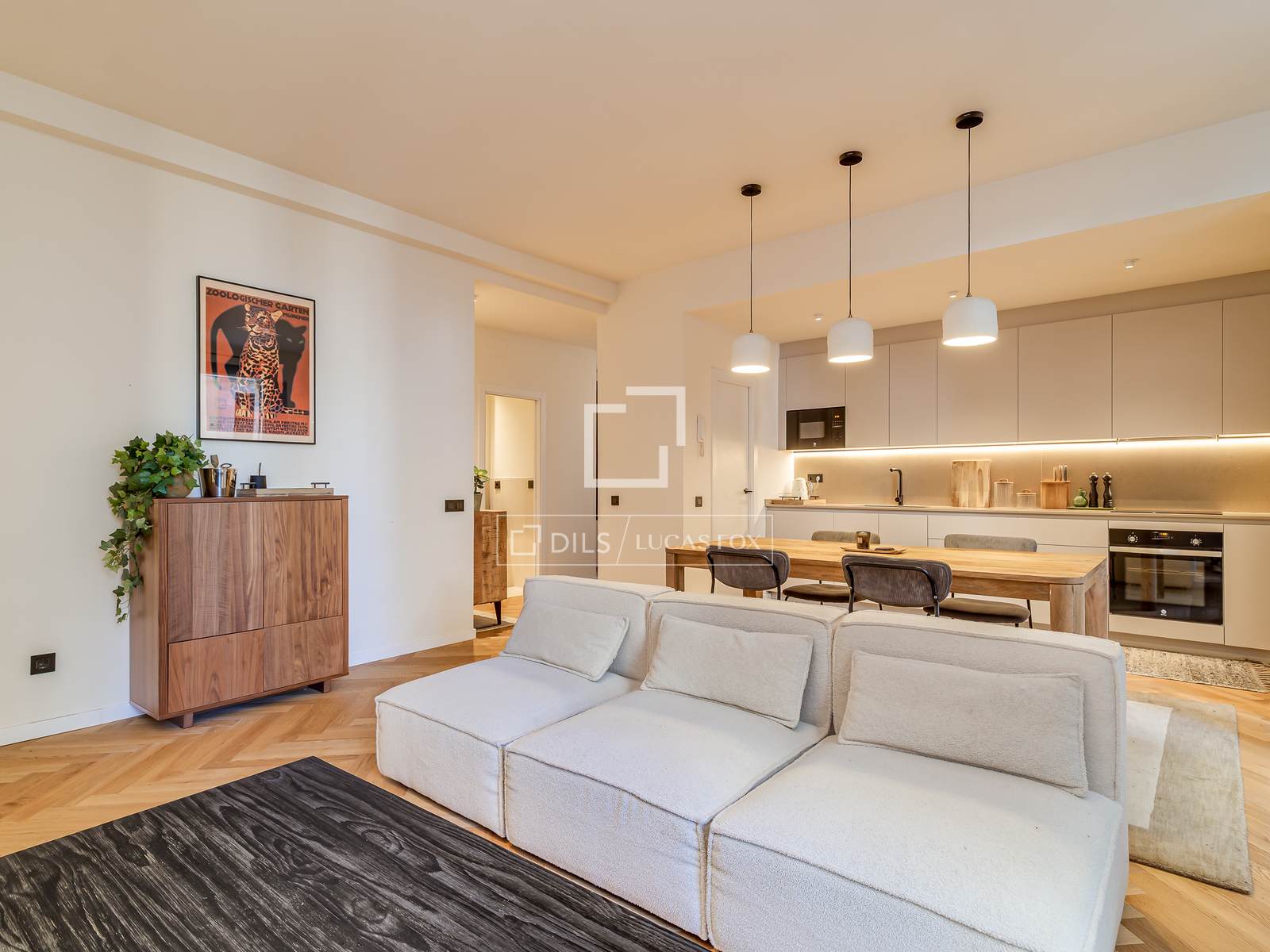 Dzīvoklis Barcelona, Spānijā 2 istabas, 100 m2 Nr. 167576
