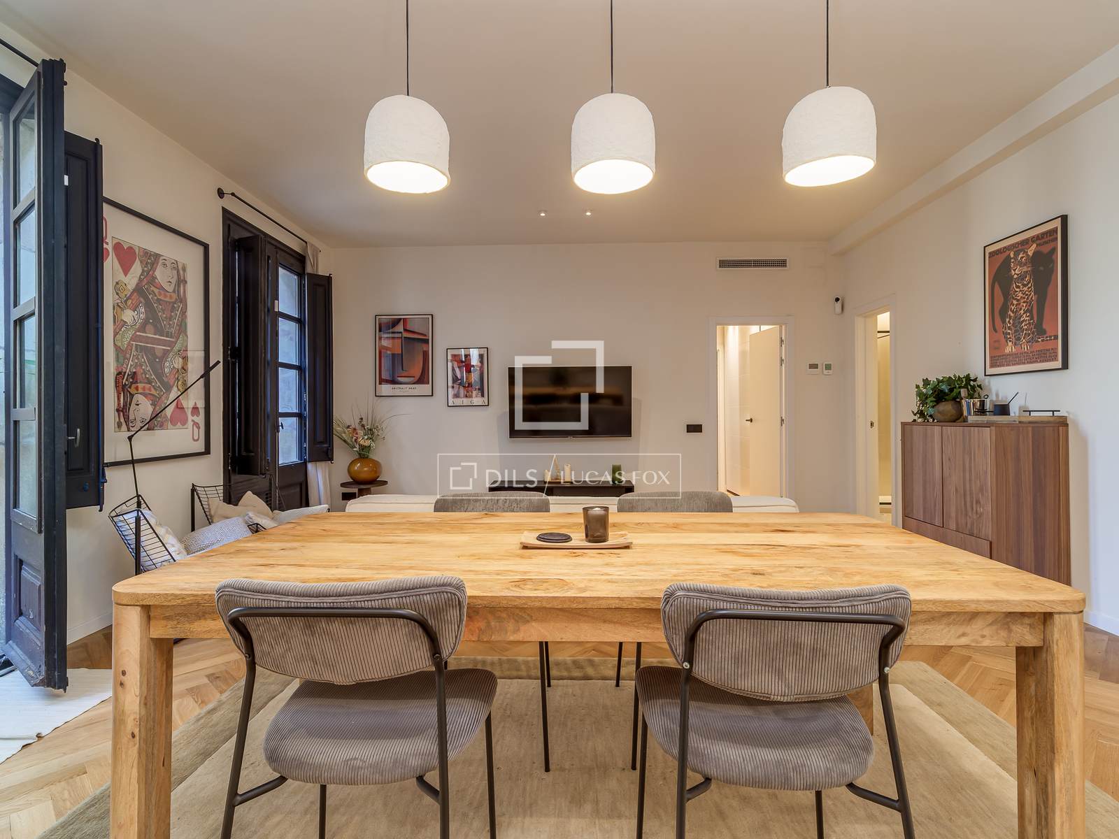 Dzīvoklis Barcelona, Spānijā 2 istabas, 100 m2 Nr. 167576
