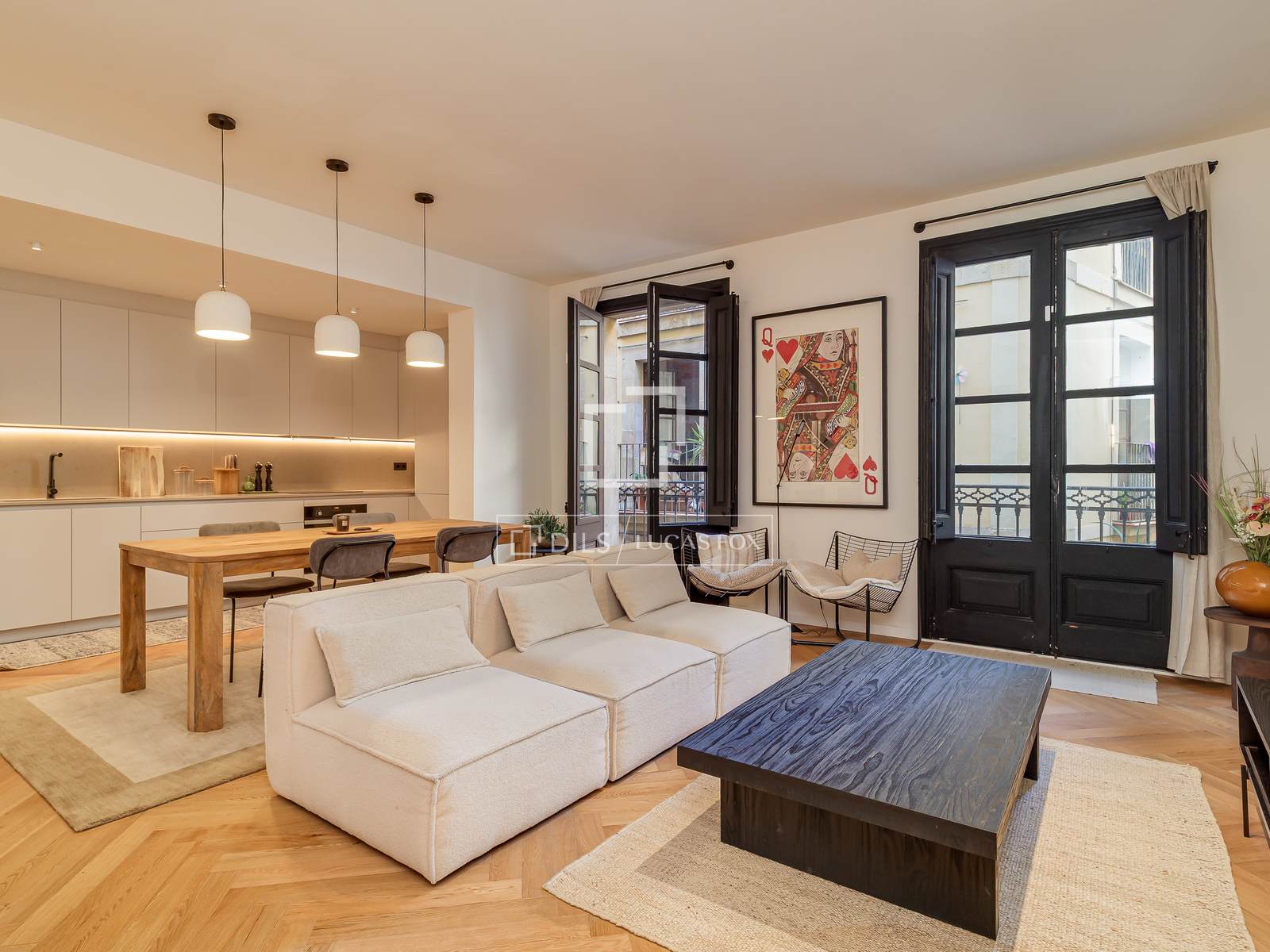 Dzīvoklis Barcelona, Spānijā 2 istabas, 100 m2 Nr. 167576