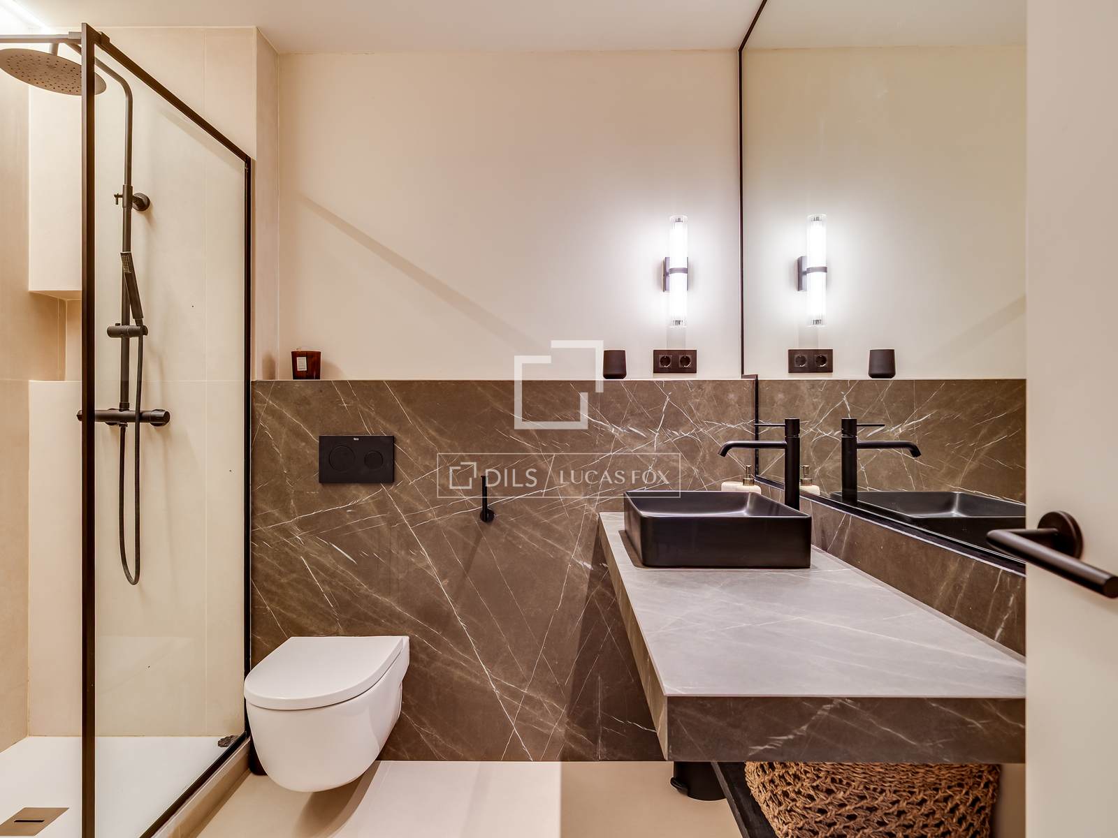 Dzīvoklis Barcelona, Spānijā 2 istabas, 100 m2 Nr. 167576