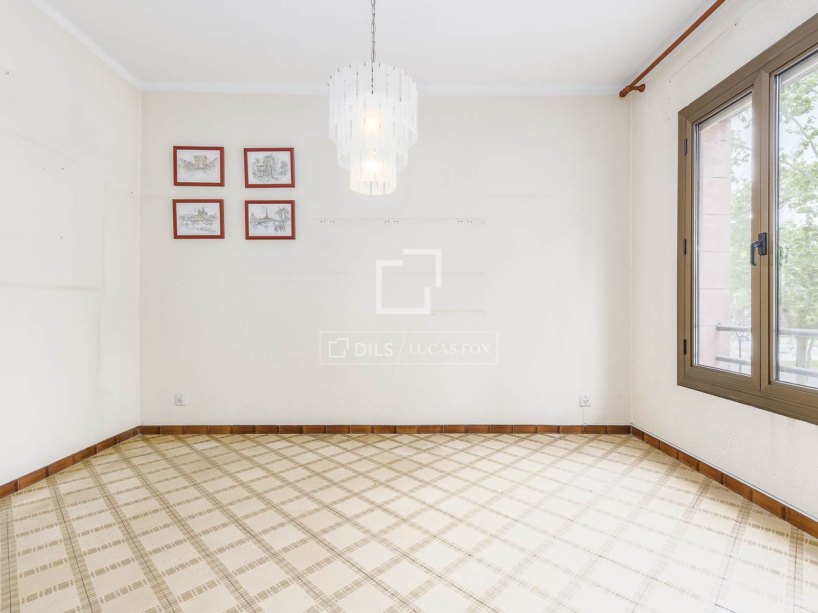 Apartamento en Barcelona, España 6 dormitorios, 169 m2 No. 167574
