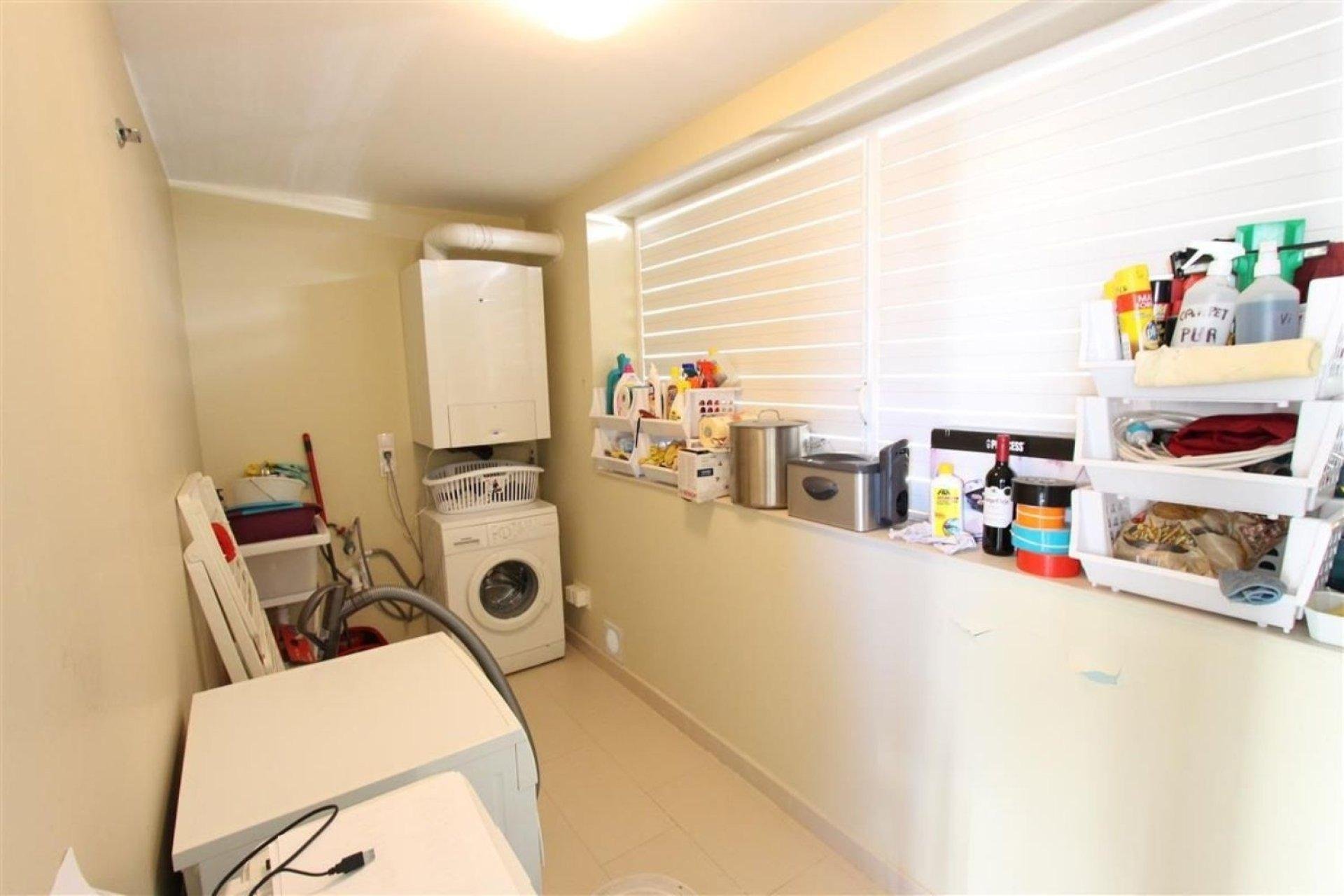 Wohnung in El Mascarat, Alicante, Spanien 260 m2 Nr. 165770