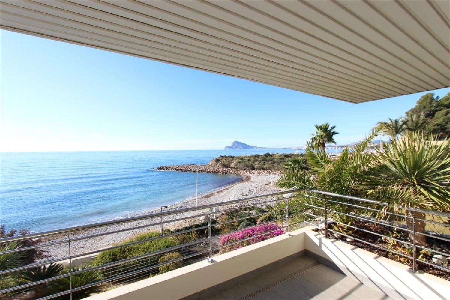Wohnung in El Mascarat, Alicante, Spanien 260 m2 Nr. 165770