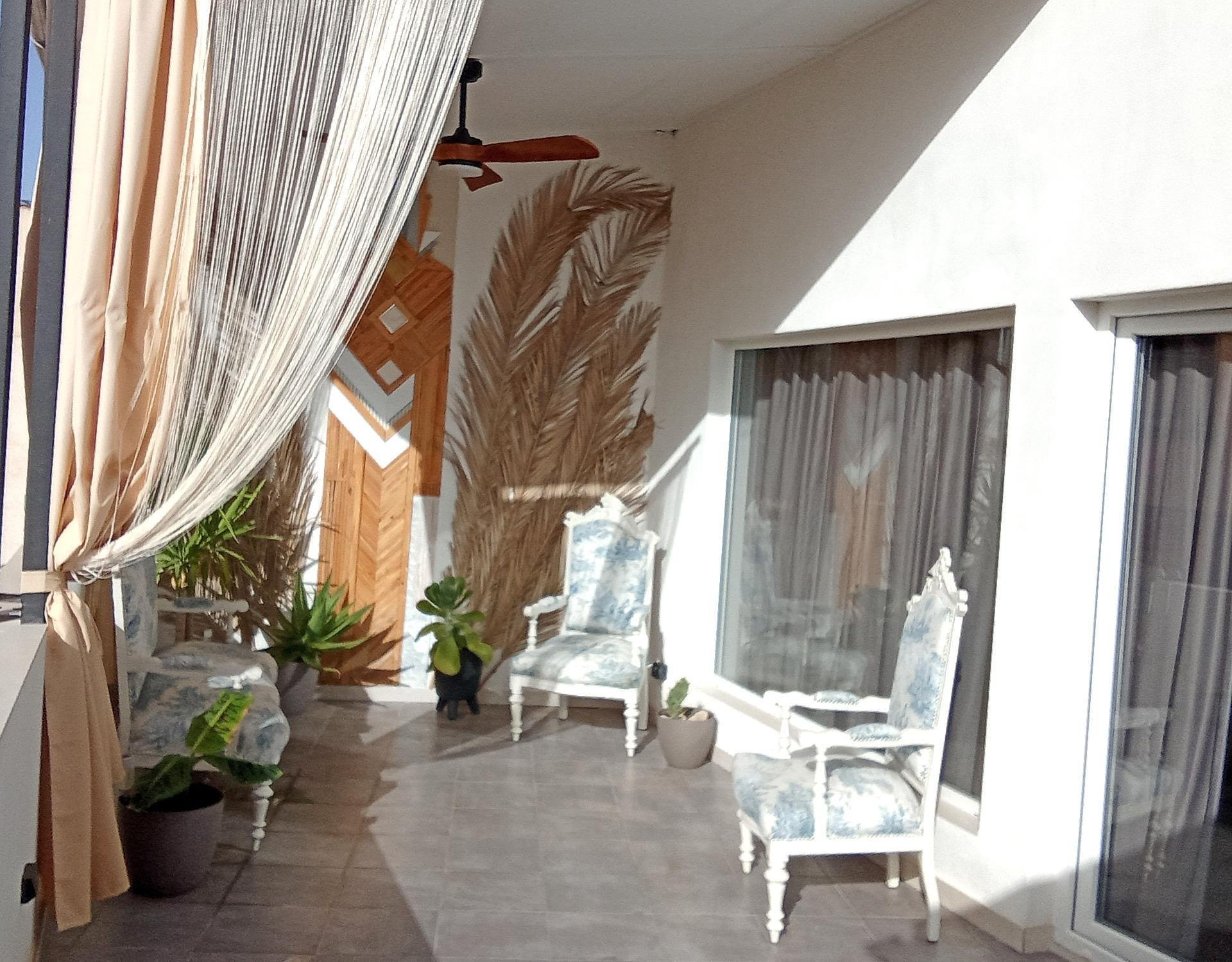 Kattohuoneisto Alicante, Espanja 2 makuuhuonetta, 91 m2 No. 165764