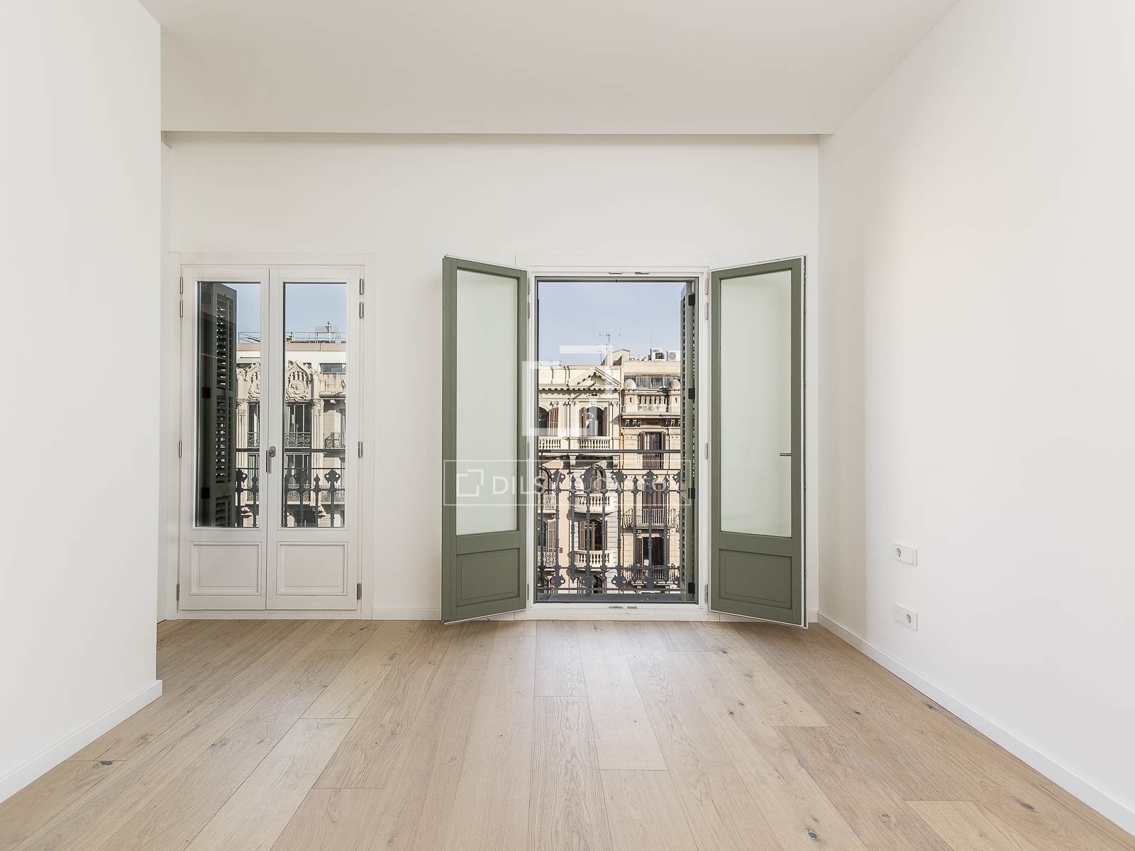 Penthouse in Barcelona, Spain 3 bedrooms, 219 sq.m. No. 150904