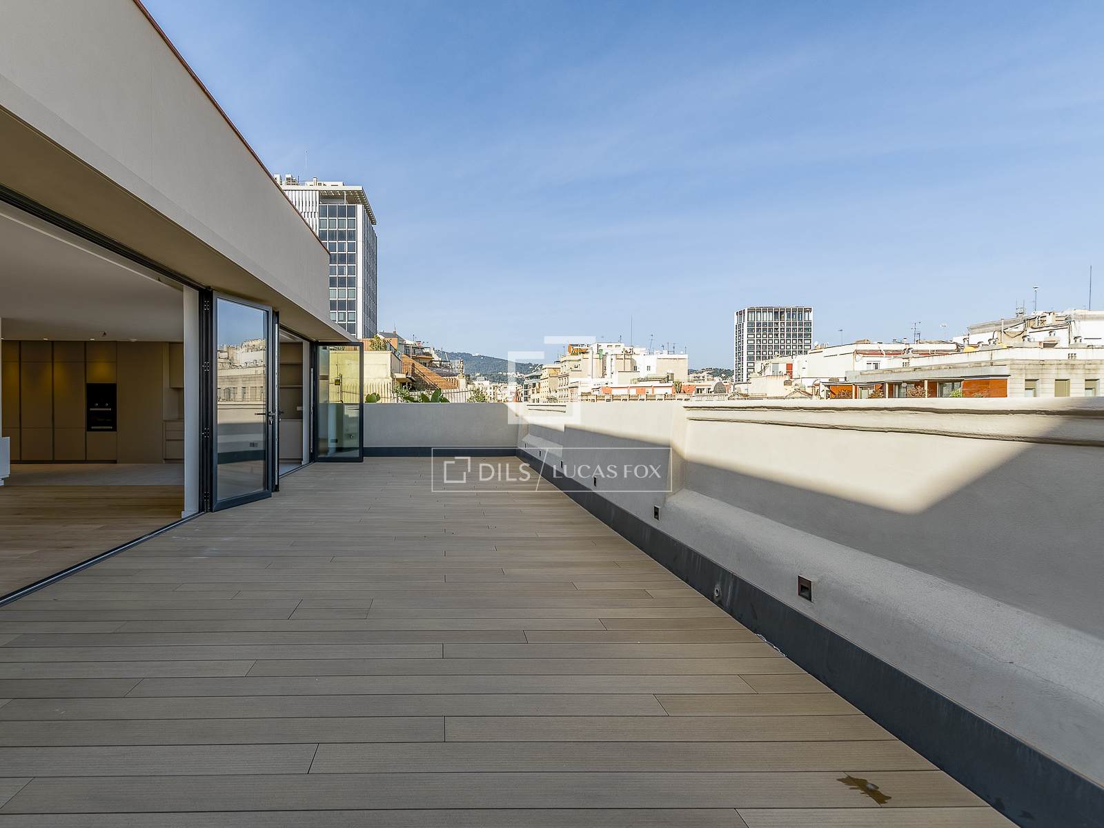 Penthouse in Barcelona, Spain 3 bedrooms, 219 sq.m. No. 150904