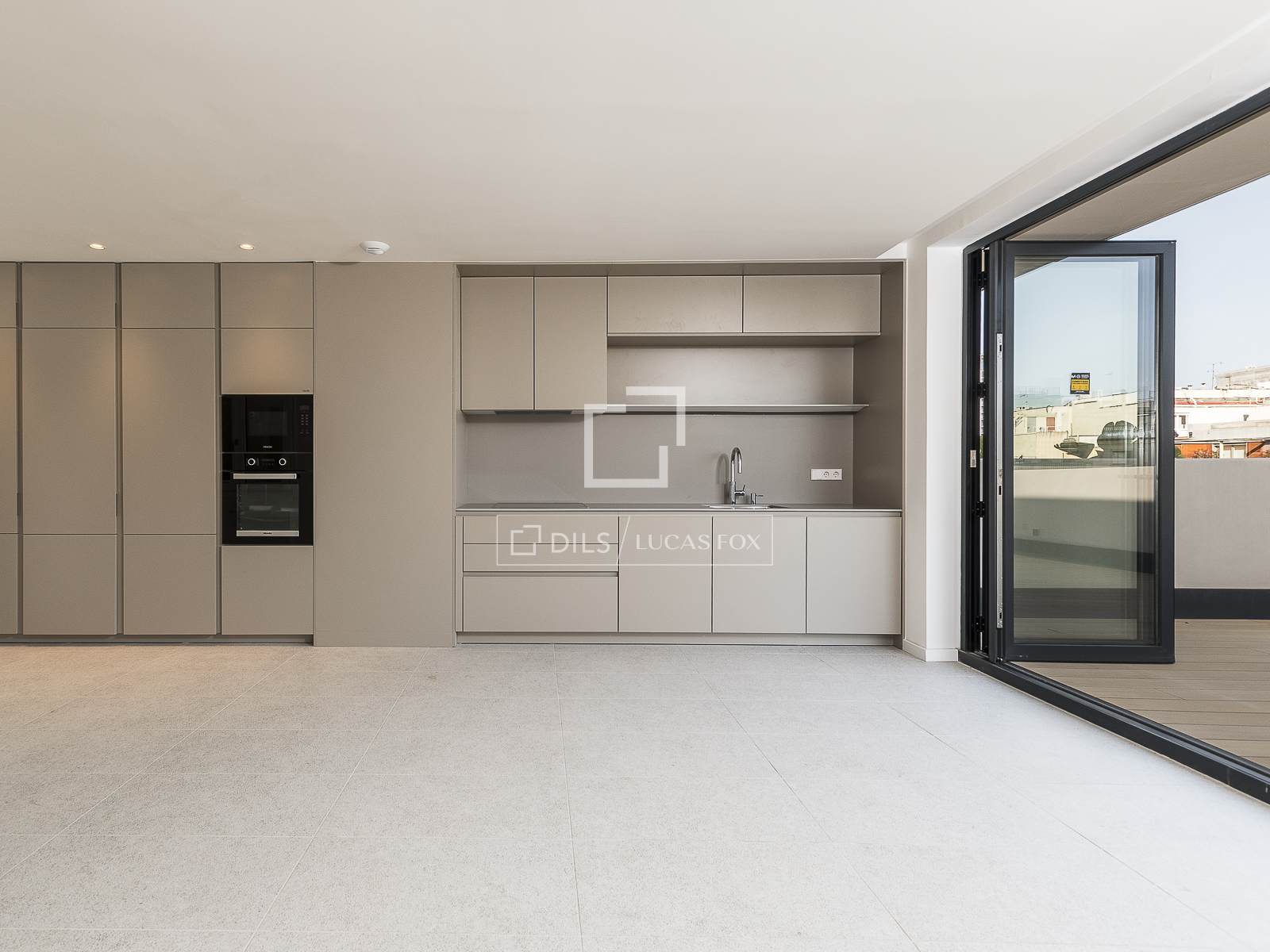 Penthouse in Barcelona, Spain 3 bedrooms, 219 sq.m. No. 150904