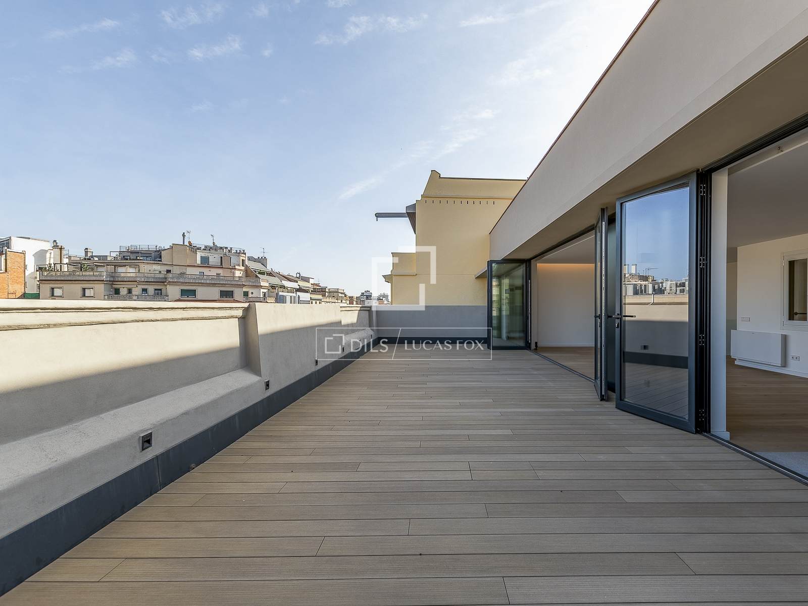 Penthouse in Barcelona, Spain 3 bedrooms, 219 sq.m. No. 150904