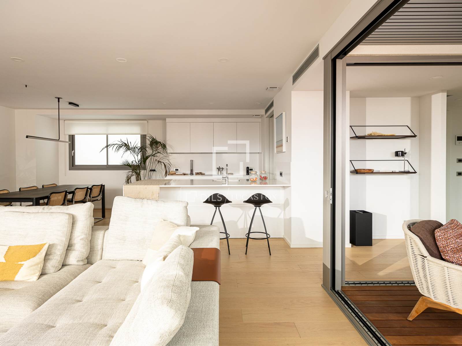 Huoneisto Barcelona, Espanja 4 makuuhuonetta, 185 m2 No. 150906