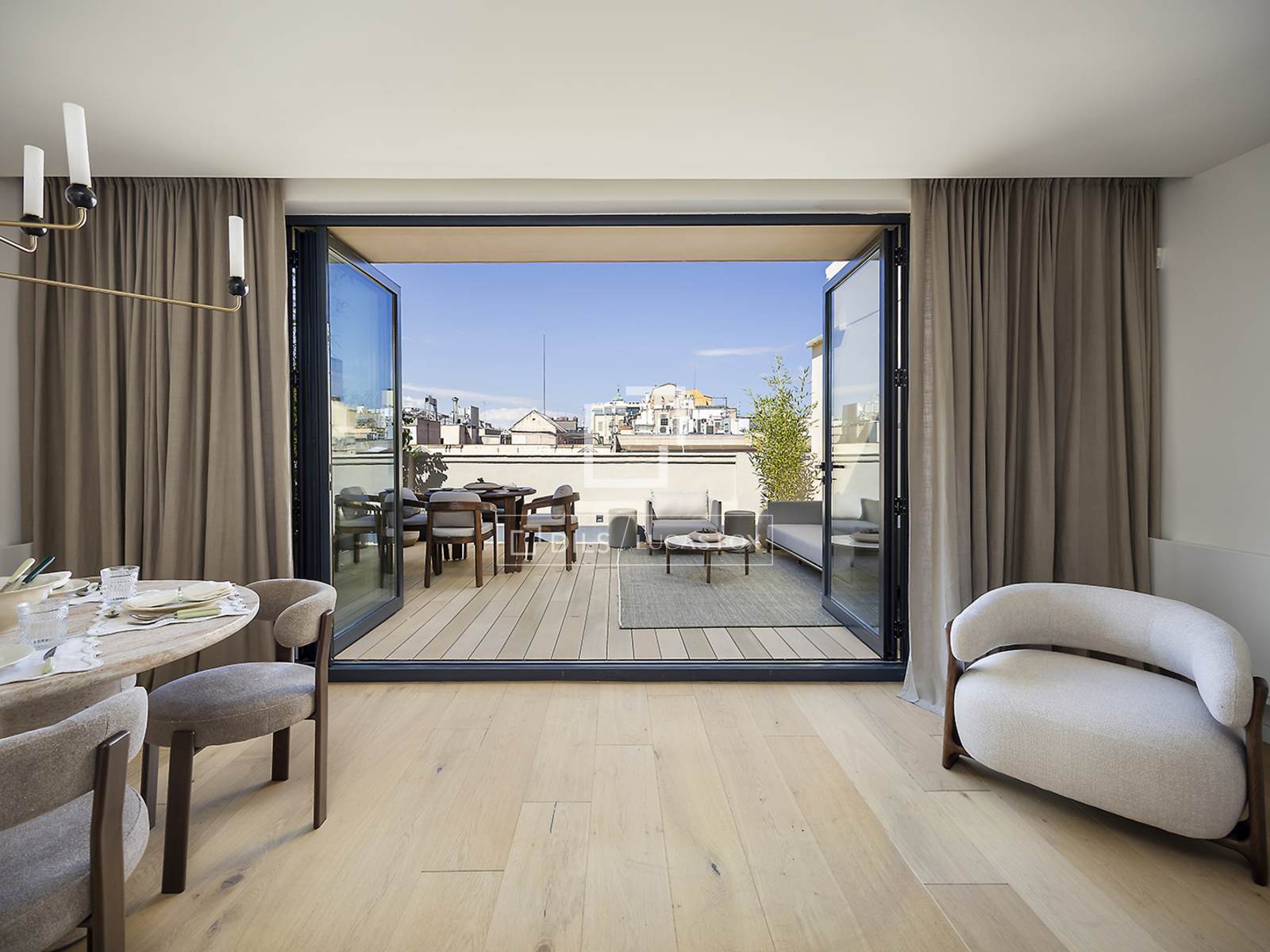 Penthouse w Barcelona, Hiszpania 2 sypialnie, 123 mkw. nr 150905