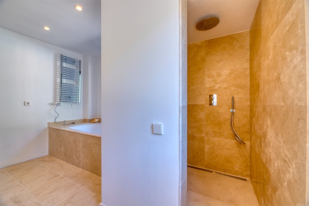 Villa en Esporles, Mallorca, España 5 dormitorios, 350 m2 No. 143391
