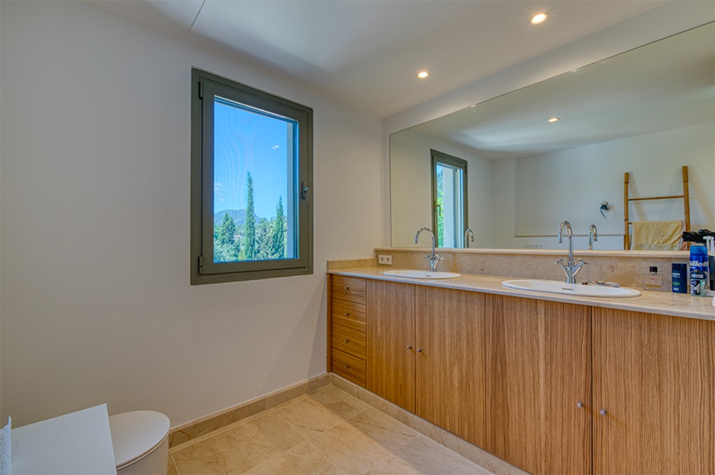 Villa en Esporles, Mallorca, España 5 dormitorios, 350 m2 No. 143391