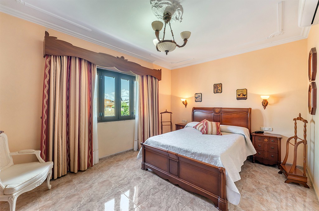 Villa in Mallorca, Spanien 3 Schlafzimmer, 450 m2 Nr. 143396
