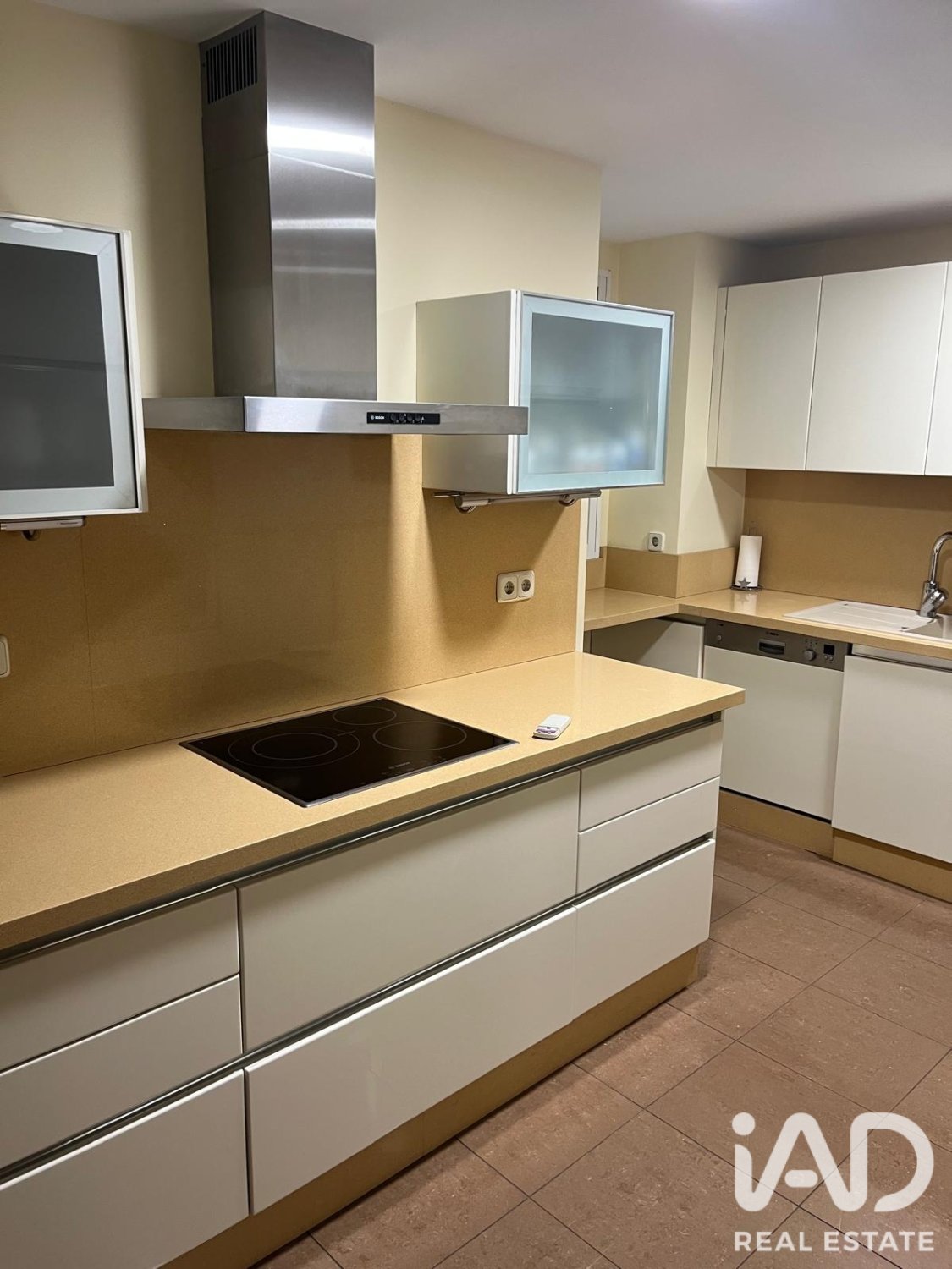Huoneisto Madrid, Espanja 4 makuuhuonetta, 169 m2 No. 187828