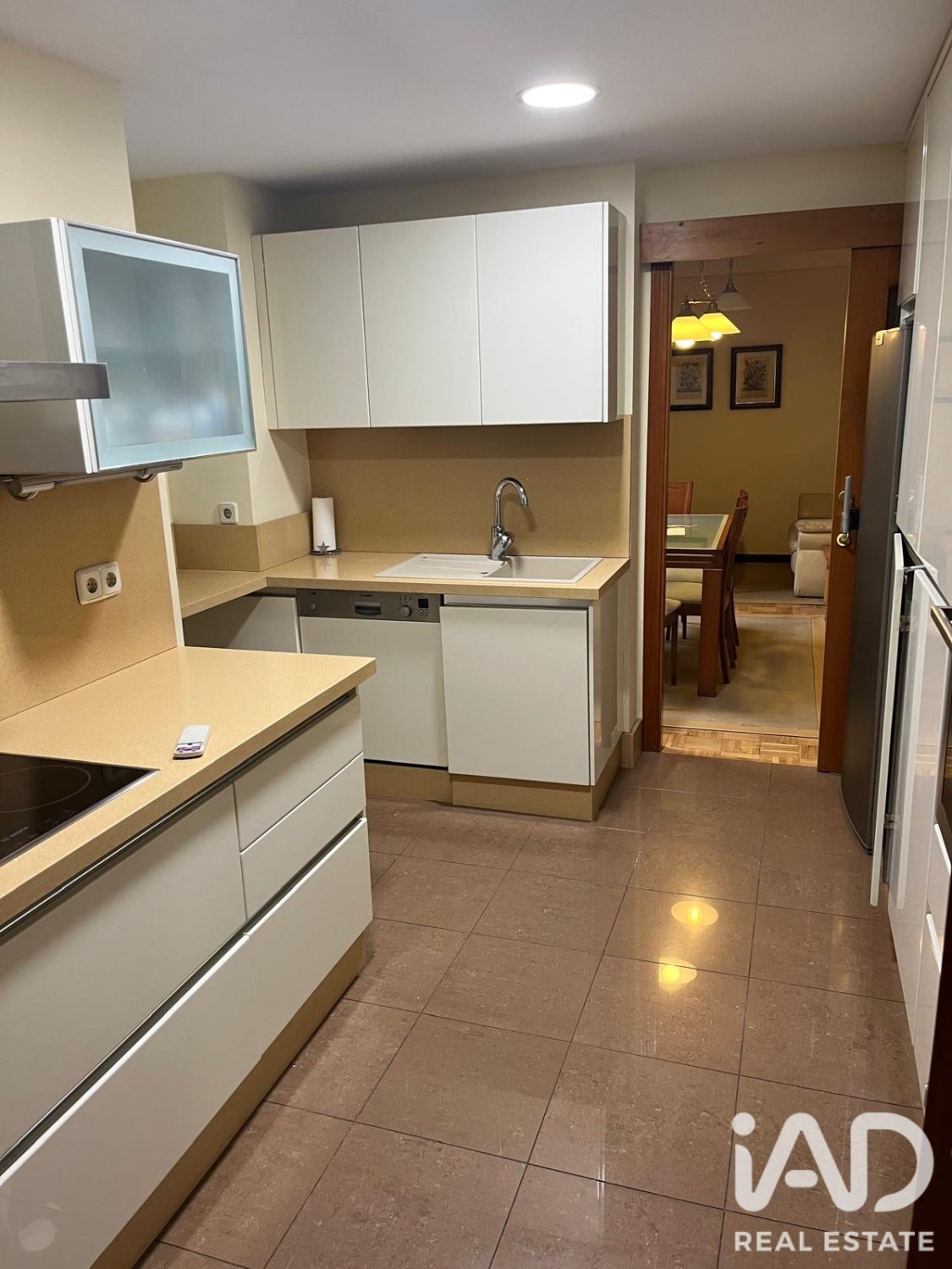Huoneisto Madrid, Espanja 4 makuuhuonetta, 169 m2 No. 187828