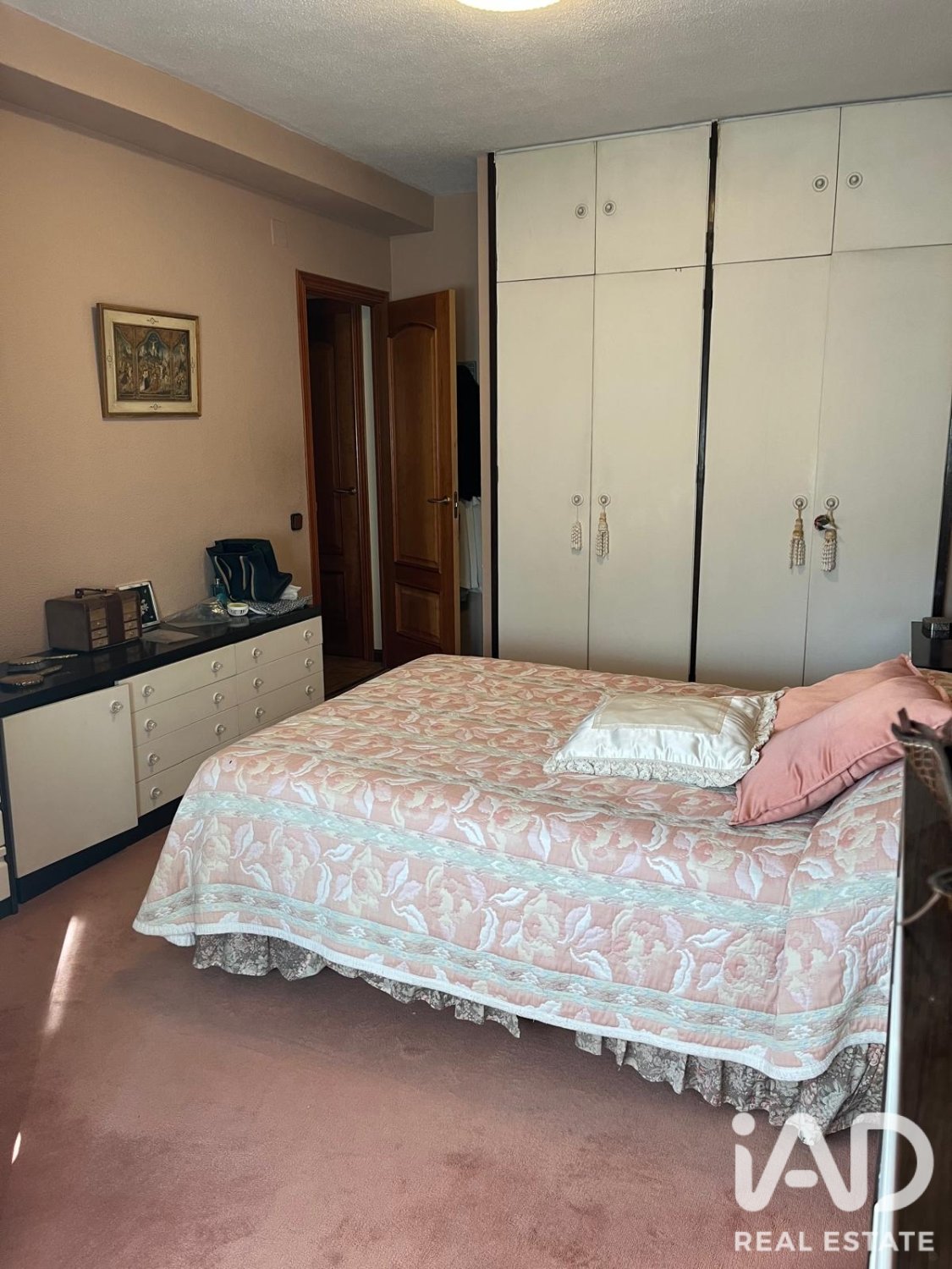 Huoneisto Madrid, Espanja 4 makuuhuonetta, 169 m2 No. 187828