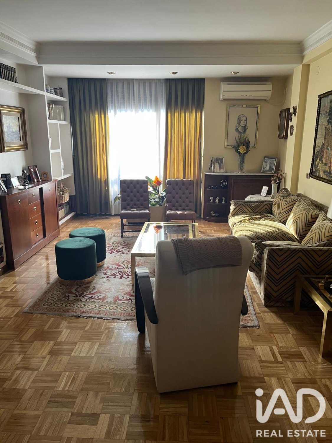 Huoneisto Madrid, Espanja 4 makuuhuonetta, 169 m2 No. 187828