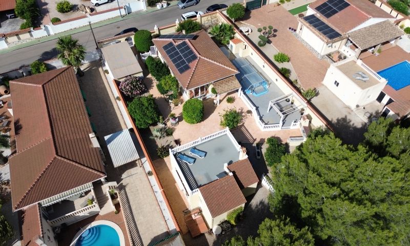 Villa en Pinar De Campoverde, Alicante, España 4 dormitorios, 161 m2 No. 190020