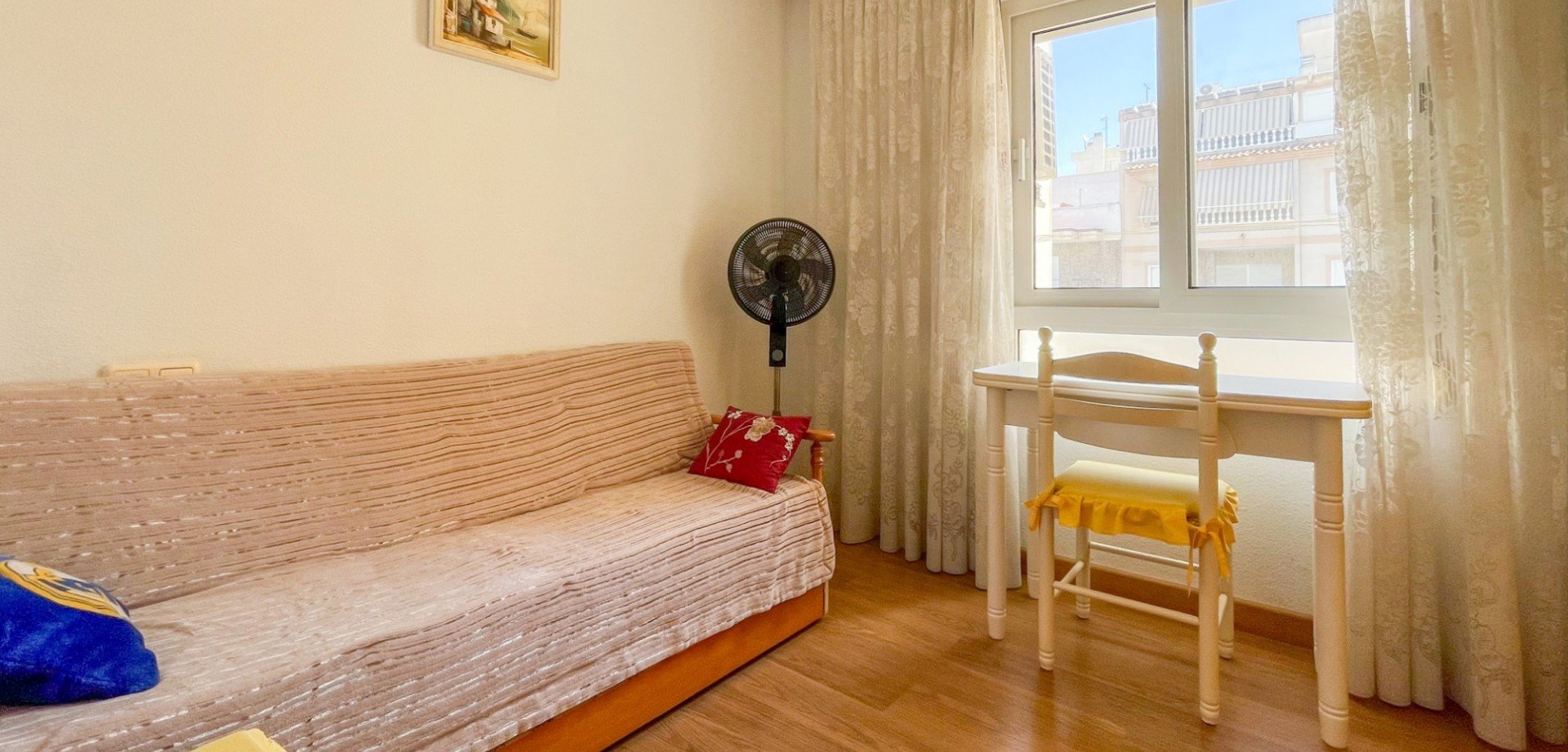 Apartamento en Torrevieja, Alicante, España 3 dormitorios, 129 m2 No. 190022