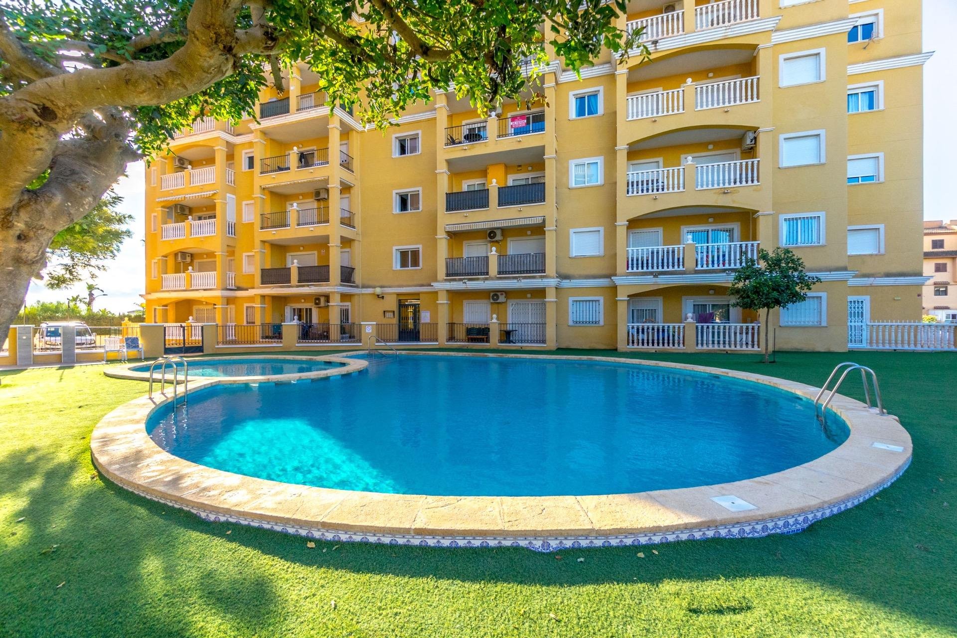 Huoneisto Torrevieja, Alicante, Espanja 2 makuuhuonetta, 58 m2 No. 190017