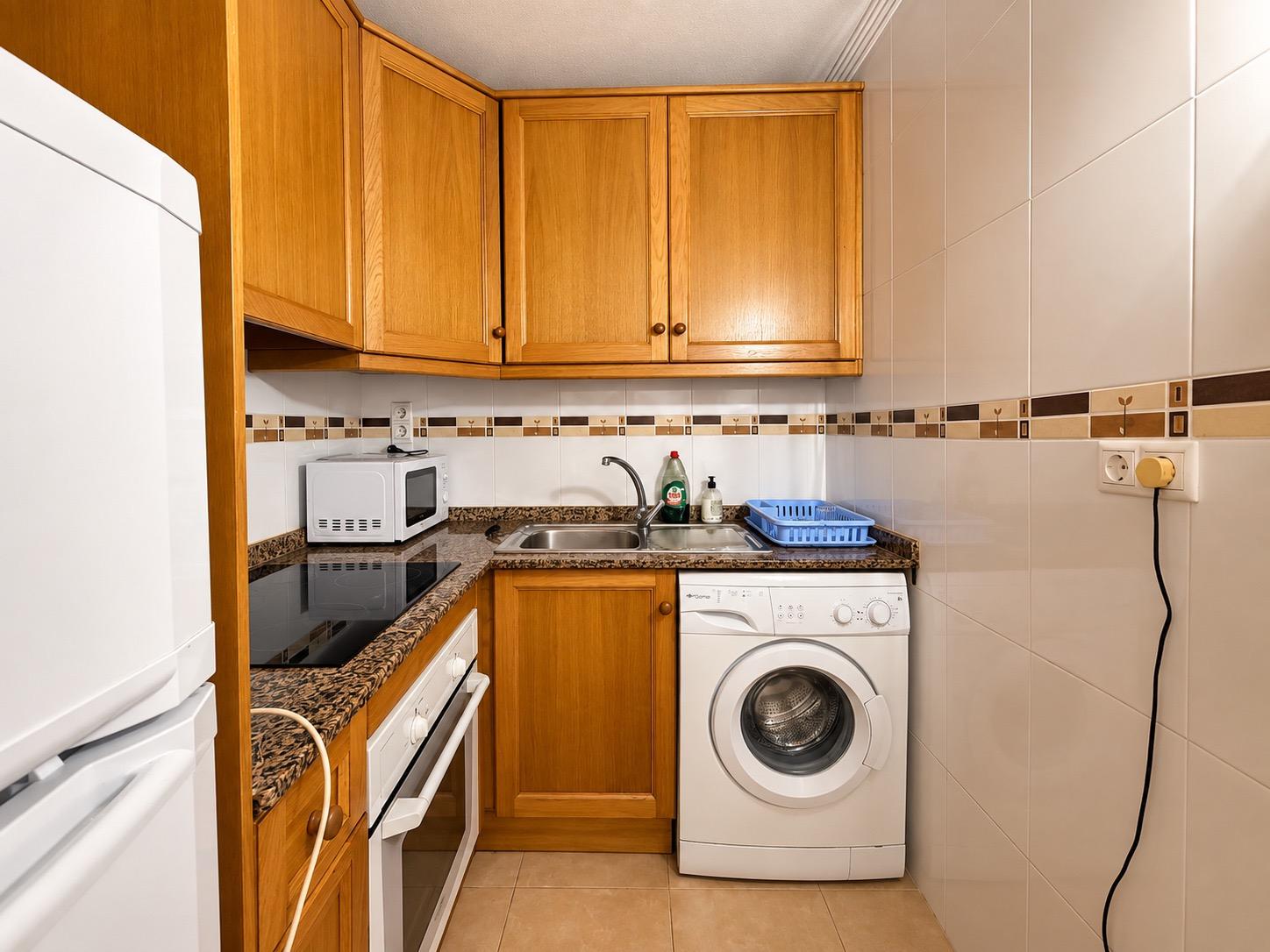 Huoneisto Torrevieja, Alicante, Espanja 2 makuuhuonetta, 58 m2 No. 190017