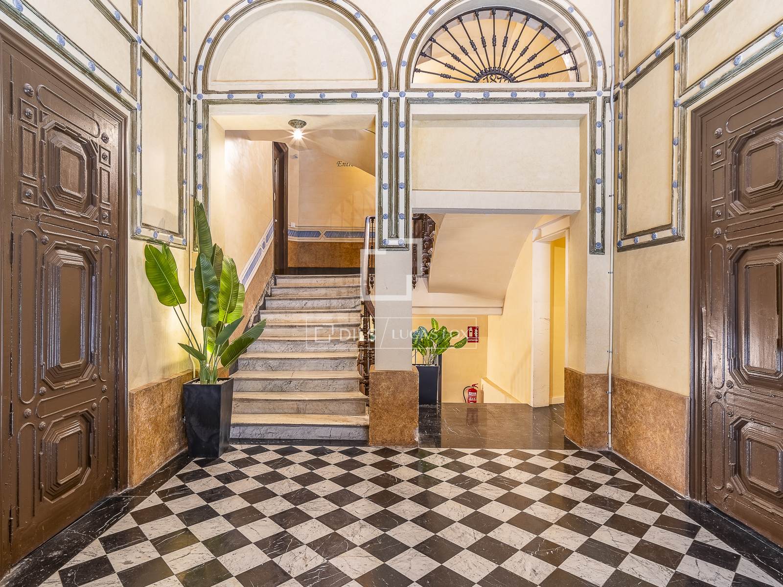 Dzīvoklis Barcelona, Spānijā 1 istaba, 55 m2 Nr. 166783