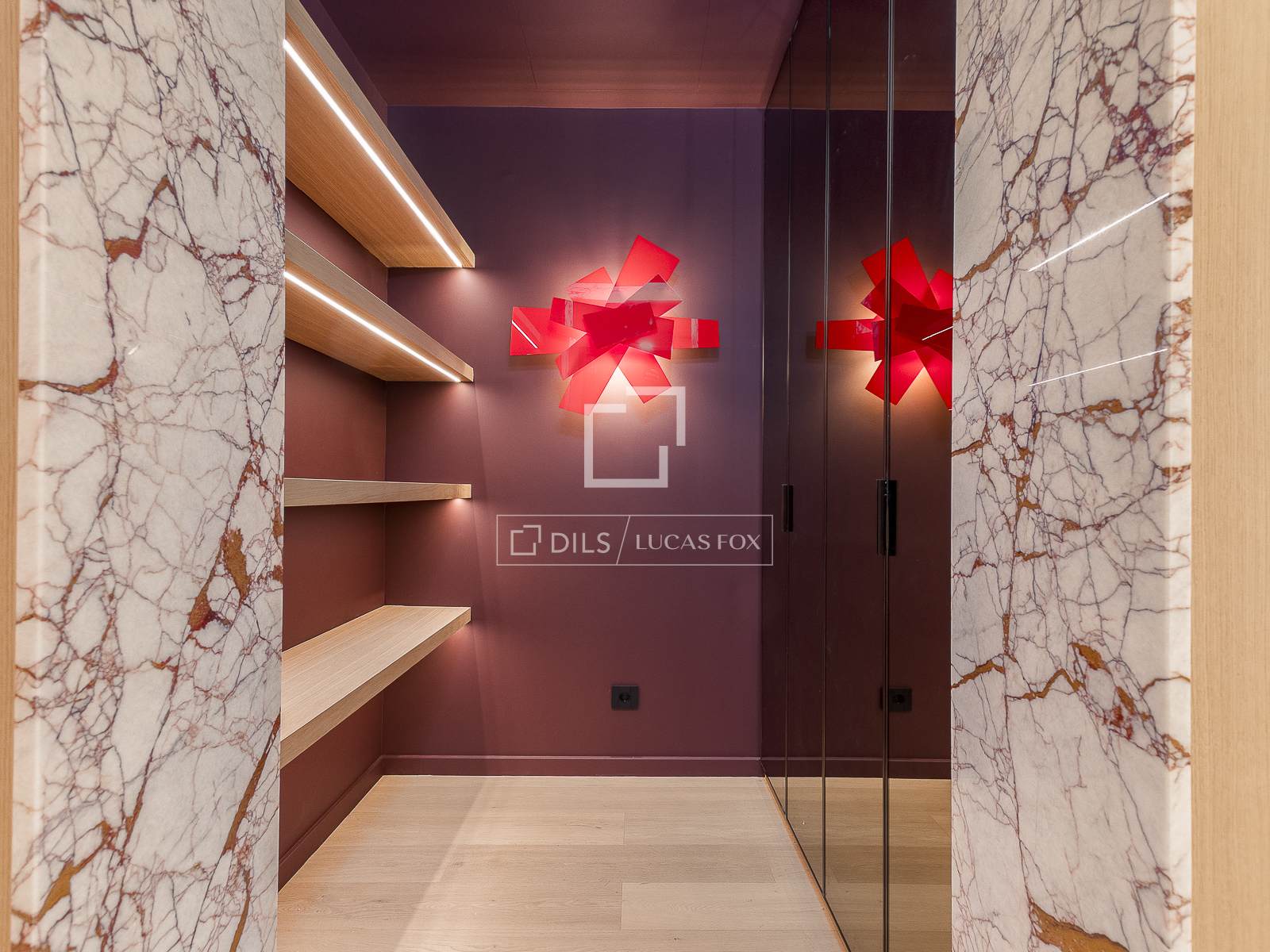 Apartment in Barcelona, Spain 4 bedrooms, 230 sq.m. No. 166785