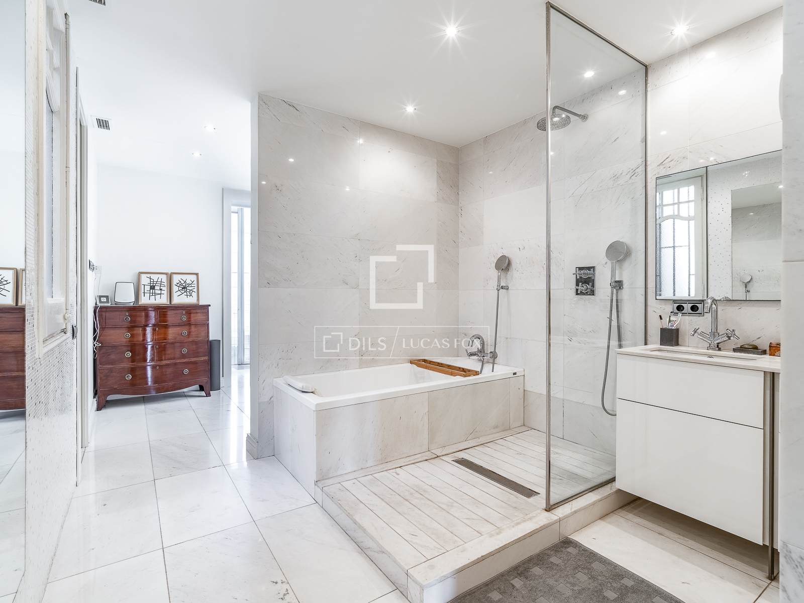 Penthouse w Barcelona, Hiszpania 3 sypialnie, 196 mkw. nr 166782