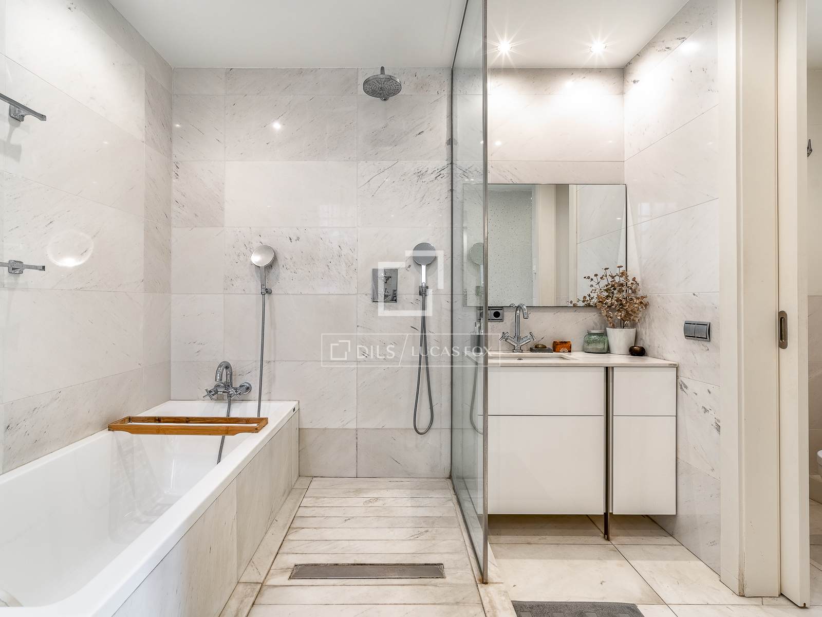 Penthouse w Barcelona, Hiszpania 3 sypialnie, 196 mkw. nr 166782