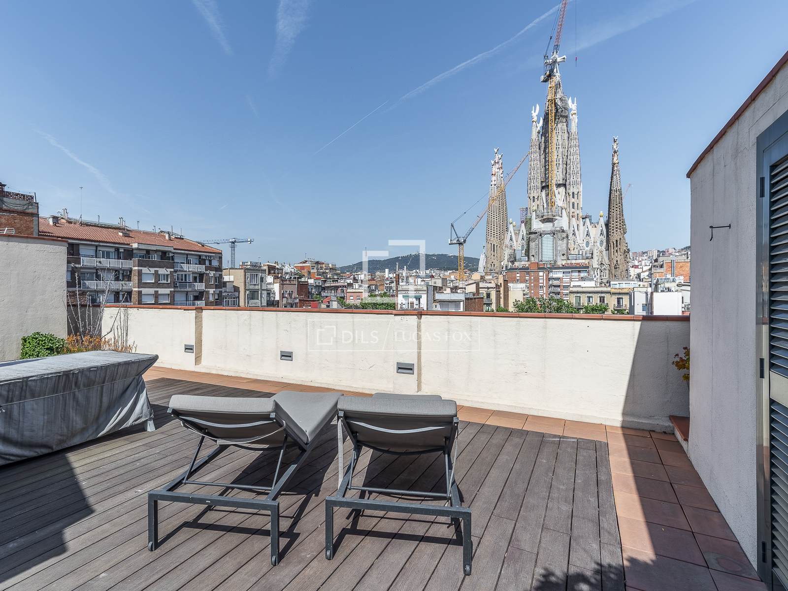 Penthouse w Barcelona, Hiszpania 3 sypialnie, 196 mkw. nr 166782