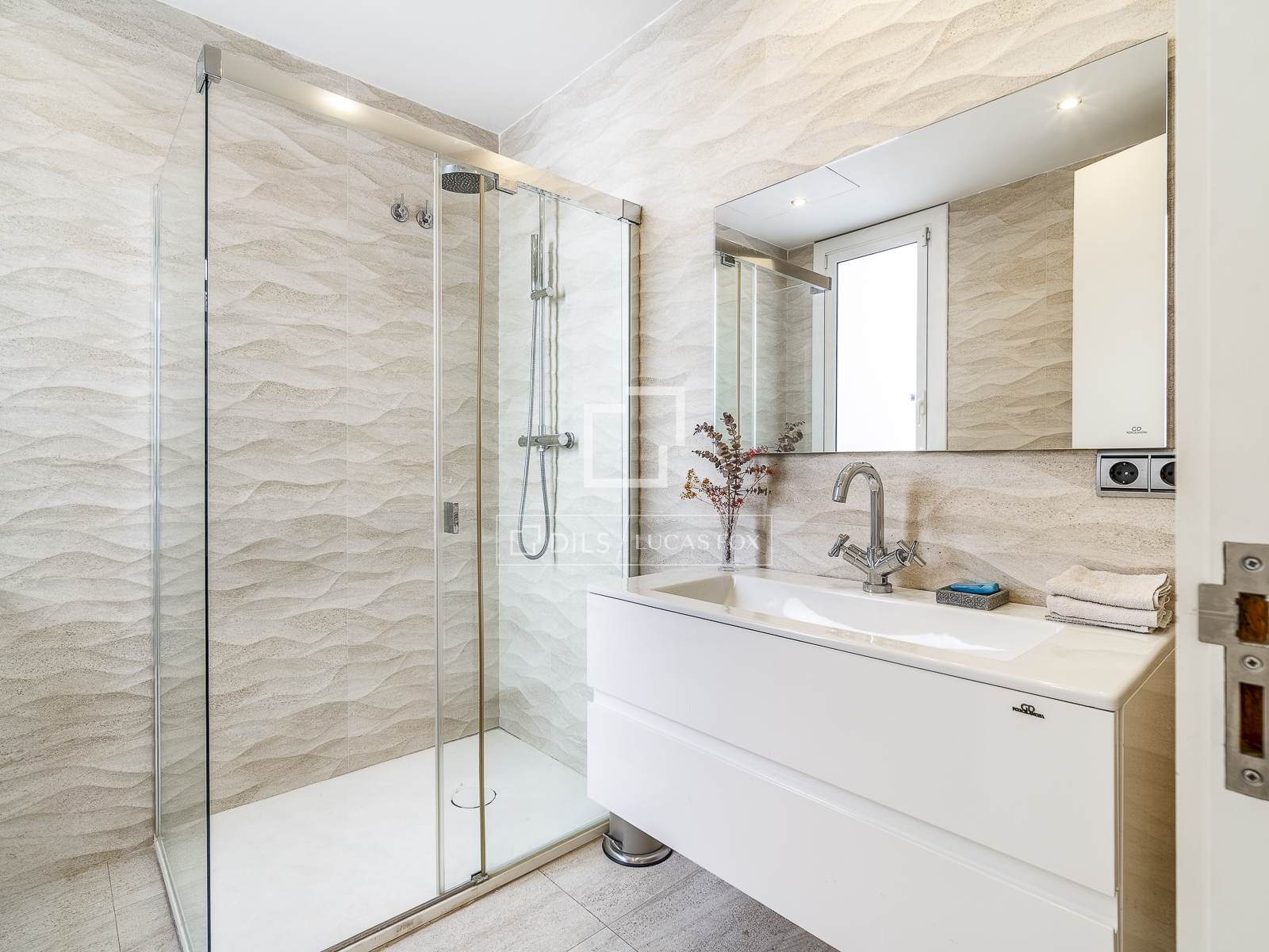 Penthouse w Barcelona, Hiszpania 3 sypialnie, 196 mkw. nr 166782