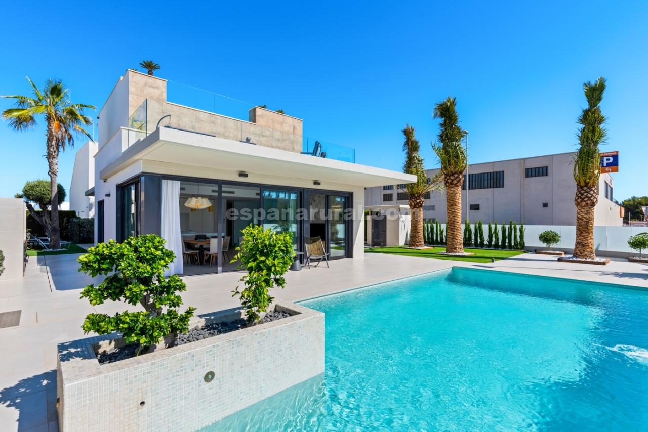 Villa in Dehesa De Campoamor, Alicante, Spain 4 bedrooms, 197 sq.m. No. 104119