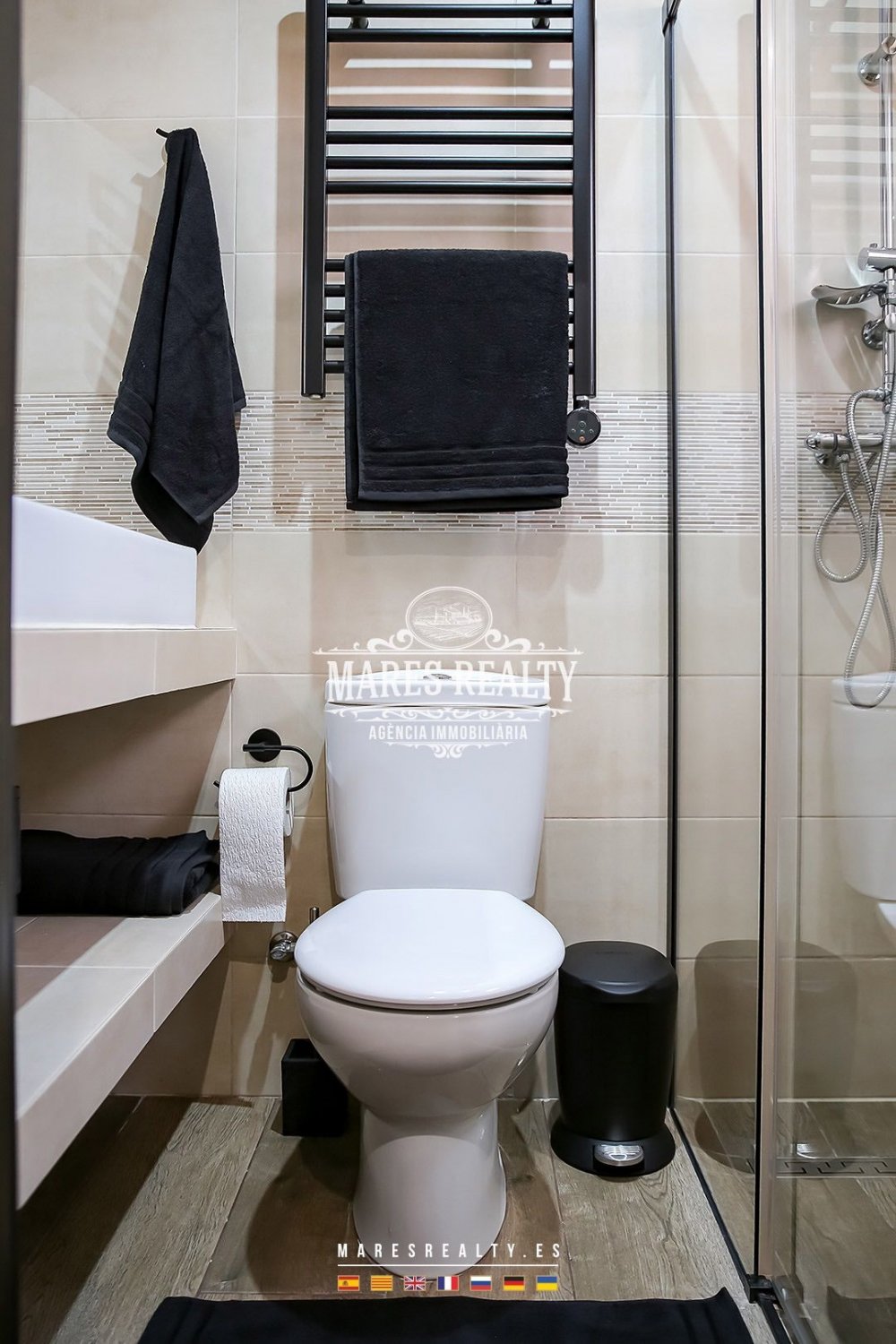 Commercial property à Blanes, Girona, Espagne 3 pièces, 100 m2 No. 104124